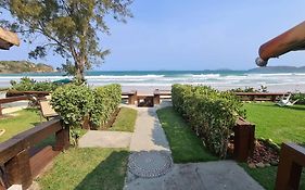 Pé na areia Praia Geribá Búzios
